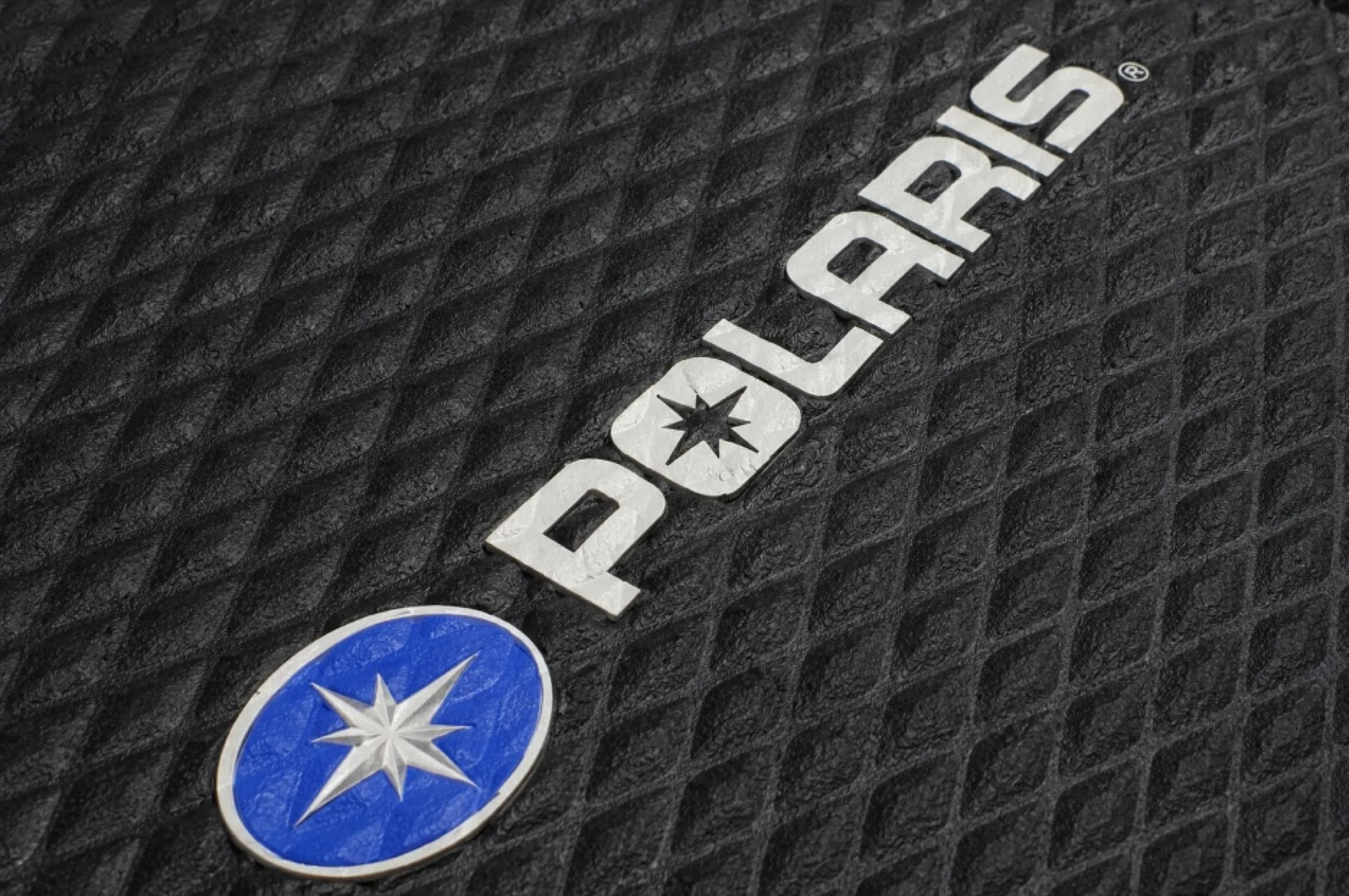 Close-up of Performance Logo Anti-Fatigue Mat diamond surface