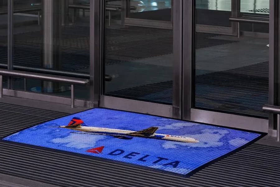 Airports custom logo mat example